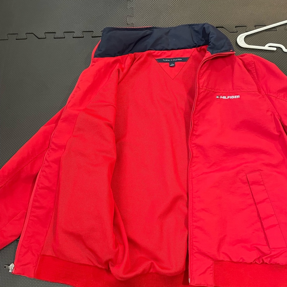 Tommy Hilfiger light winter jacket red in color - Picture 6 of 7